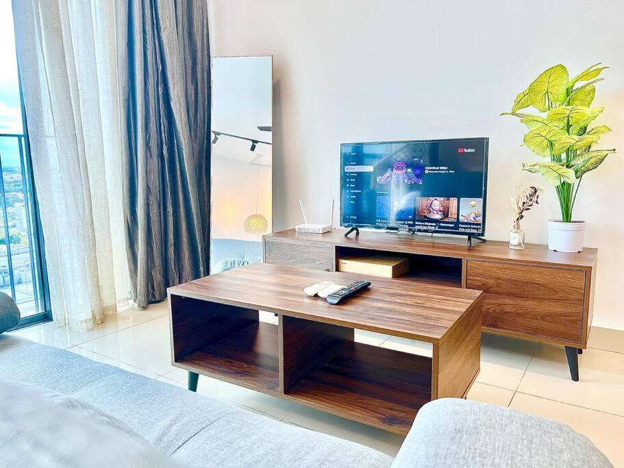 G 1-5Pax Cozy Home Trefoil Setia Alam 100Mps Wifi & Tv Sccc エクステリア 写真